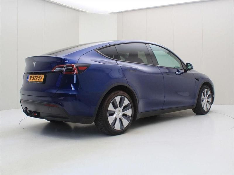Gebraucht Tesla Model Y Standard Range 255 kW (347 PS) 2022 Blau SUV