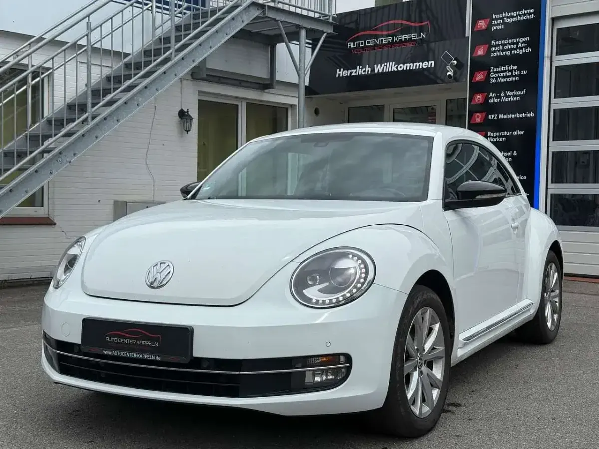 Gebraucht VW Beetle CLUB 150 PS (110 kW) 2015 Weiß Kleinwagen