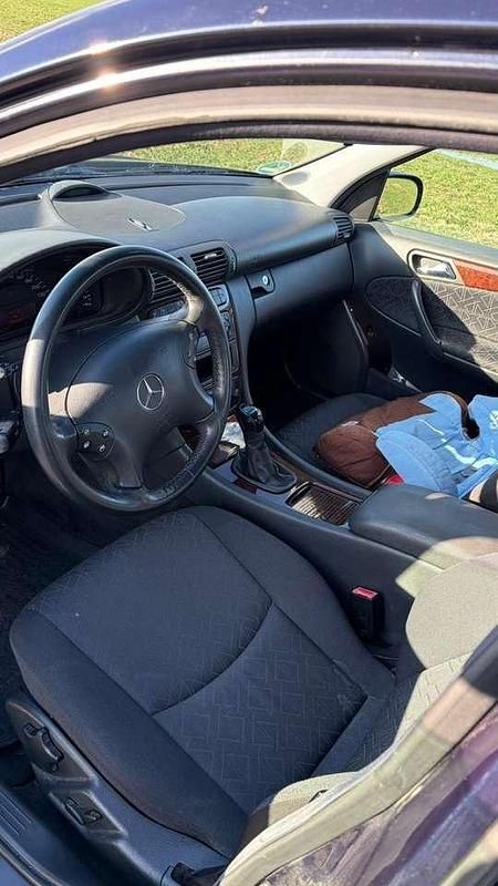 Gebraucht Mercedes C180 Elegance 163 PS (119 kW) 2000 Blau Limousine