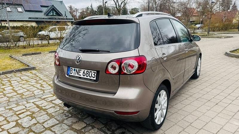 Gebraucht VW Golf Plus Cross Highline 160 PS (117 kW) 2010 Braun Van / Kleinbus