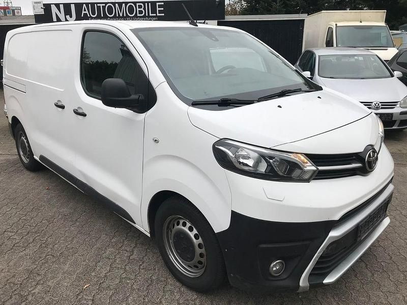 Weiß Gebraucht 2019 Toyota Proace Van | 8.500 € (Superpreis) - Bild 1/4