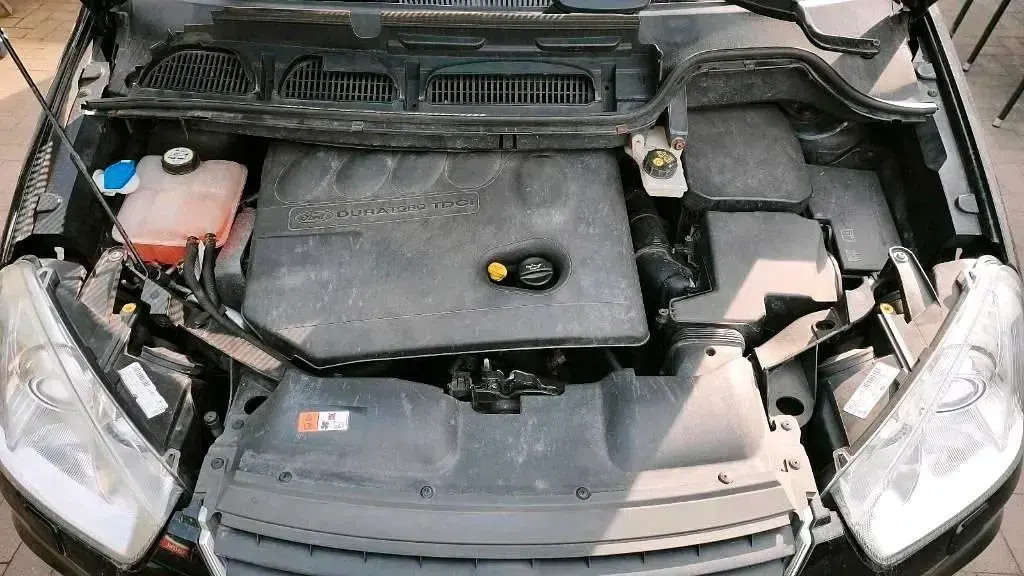 Gebraucht Ford C-MAX Titanium 136 PS (100 kW) 2010 Schwarz Van / Kleinbus