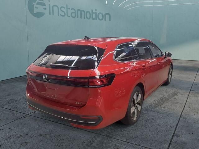 Gebraucht VW Passat Business 150 PS (110 kW) 2024 Rot Kombi