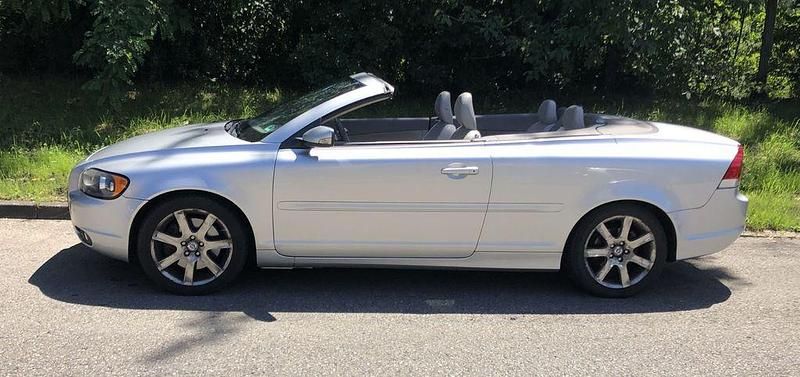 Silber Gebraucht 2007 Volvo C70 Summum Cabrio | 6.950 € (Superpreis) - Bild 1/4