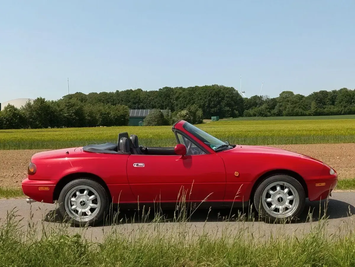 Gebraucht Mazda MX5 114 PS (83 kW) 1994 Rot Cabrio