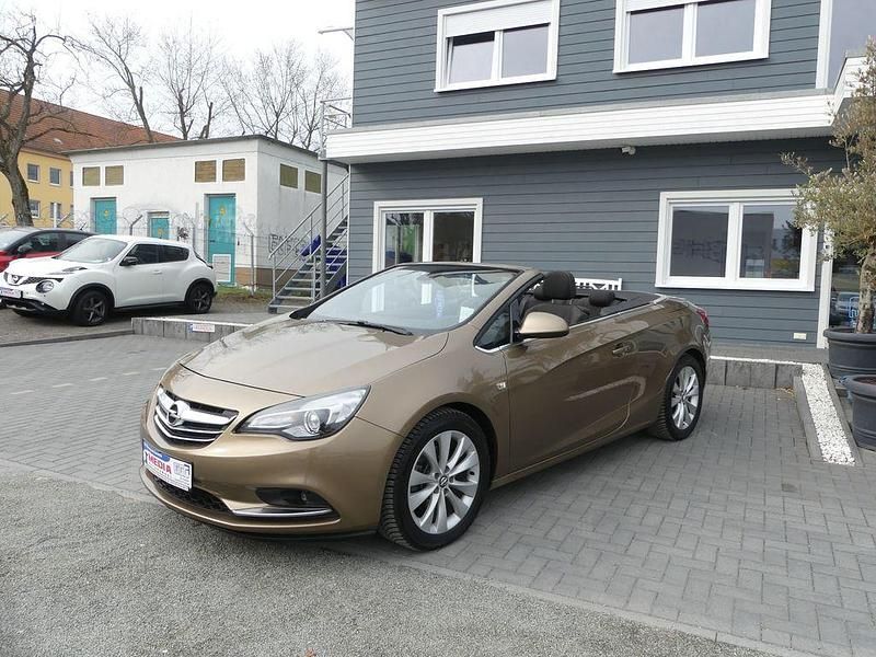 Gebraucht Opel Cascada Edition 140 PS (102 kW) 2013 Braun Cabrio