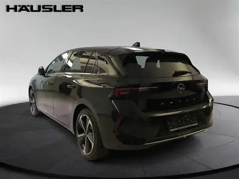 Gebraucht Opel Astra Elegance 131 PS (96 kW) 2023 Schwarz Kleinwagen