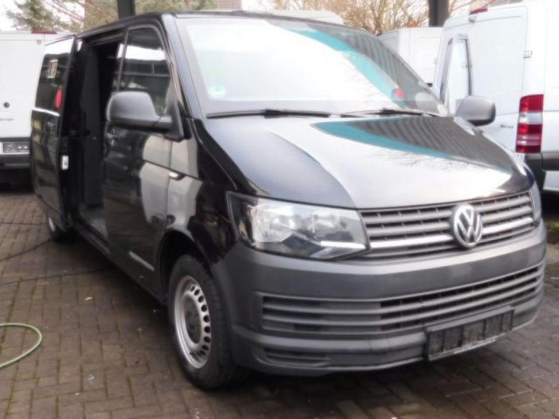 Gebraucht VW T6 102 PS (75 kW) 2017 Schwarz Van