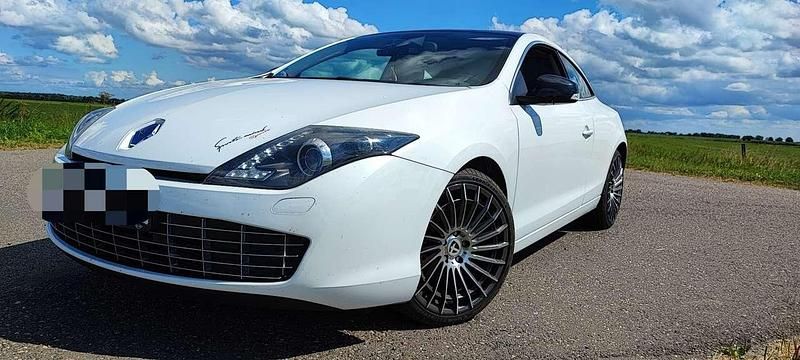 Gebraucht Renault Laguna Coupé 173 PS (127 kW) 2012 Weiß Coupé