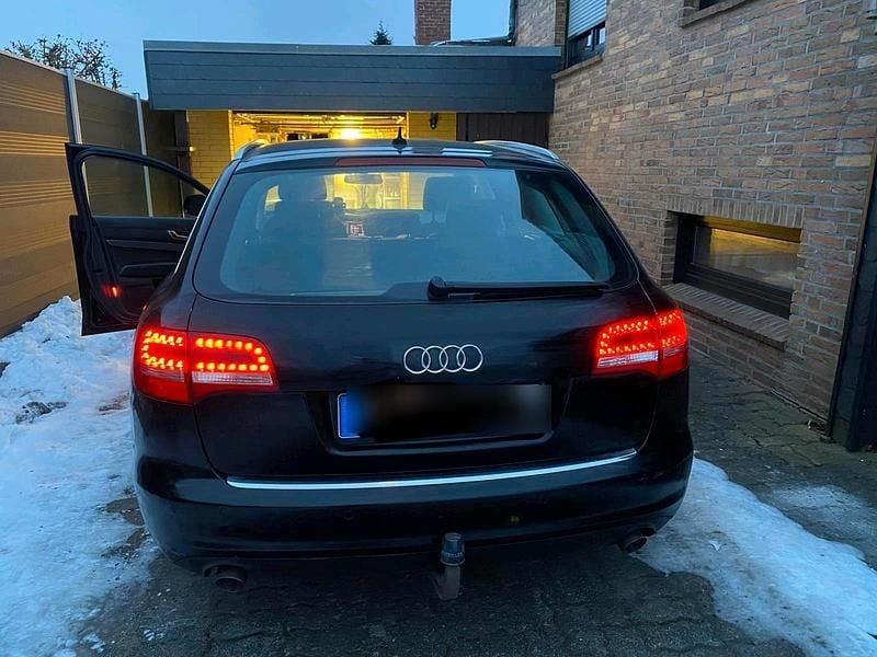 Gebraucht Audi A6 136 PS (100 kW) 2010 Schwarz Kombi