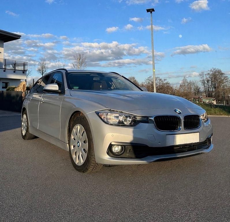 Second-hand BMW 318 150 CP (110 kW) 2017 Argintiu Break