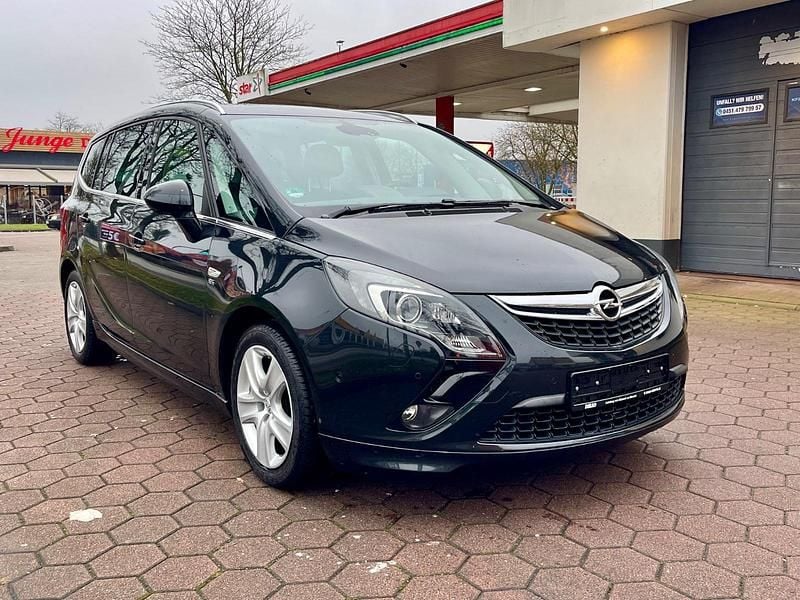 Schwarz Gebraucht 2014 Opel Zafira Tourer OPC Van / Kleinbus | 8.499 € (Fairer Preis) - Bild 1/4