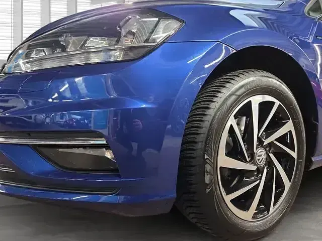 Gebraucht VW Golf VII Join 125 PS (91 kW) 2018 Blue dusk metallic Limousine
