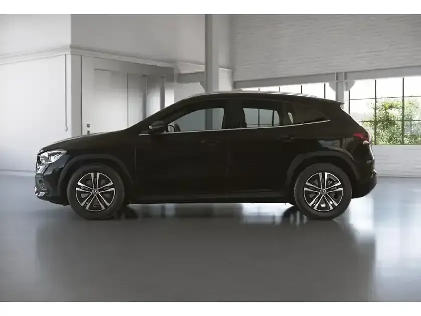 Second-hand Mercedes GLA250 Advanced 160 CP (117 kW) 2022 Negru SUV