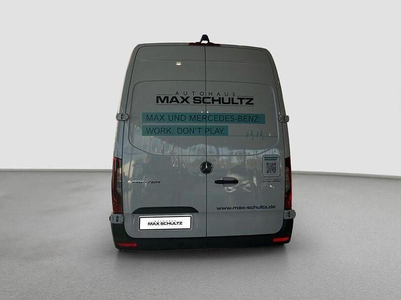 Gebraucht Mercedes Sprinter 190 PS (139 kW) 2025 Weiss Van