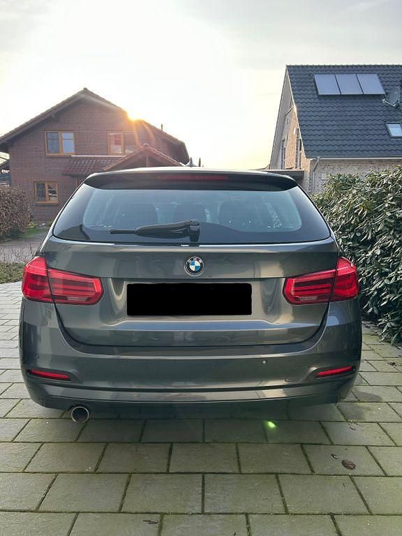Gebraucht BMW 316 116 PS (85 kW) 2016 Grau Kombi