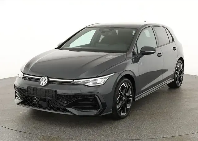 Gebraucht VW Golf VIII R-line 204 PS (150 kW) 2026 Limousine