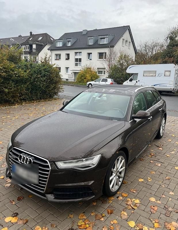 Braun Gebraucht 2018 Audi A6 Kombi | 25.249 € (Guter Preis) - Bild 1/4