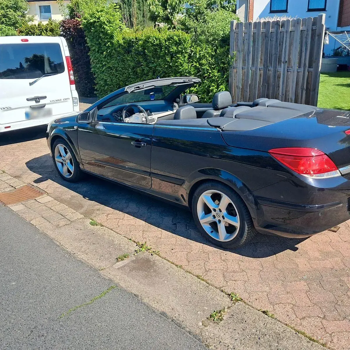 Gebraucht Opel Astra Edition 140 PS (102 kW) 2006 Schwarz Cabrio