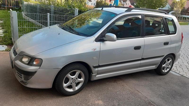 Silber Gebraucht 2003 Mitsubishi Space Star Van / Kleinbus | 1.350 € (Fairer Preis) - Bild 1/4
