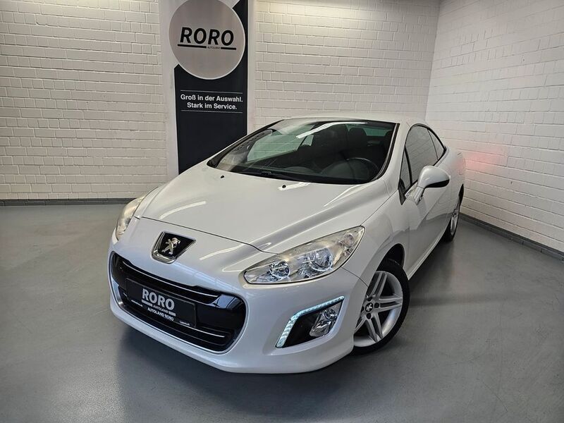 Weiß Gebraucht 2011 Peugeot 308 CC Active+ Cabrio | 5.750 € (Guter Preis) - Bild 1/4