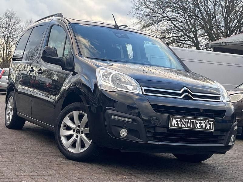 Schwarz Gebraucht 2018 Citroën Berlingo Shine Van / Kleinbus | 10.299 € (Superpreis) - Bild 1/4
