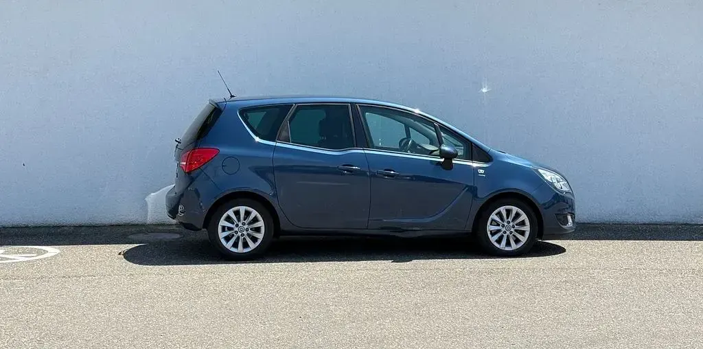 Gebraucht Opel Meriva Active 140 PS (102 kW) 2017 Blau Van / Kleinbus