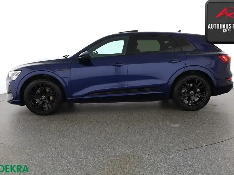 Gebraucht Audi e-tron S-Line 300 kW (408 PS) 2023 Blau SUV