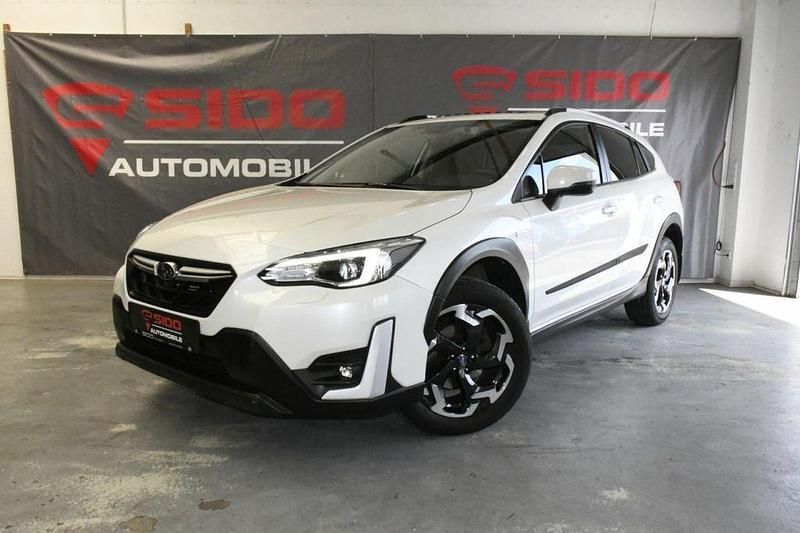 Crystalwhite metallic (weiß) Gebraucht 2021 Subaru XV Platinum SUV | 22.980 € (Guter Preis) - Bild 1/4