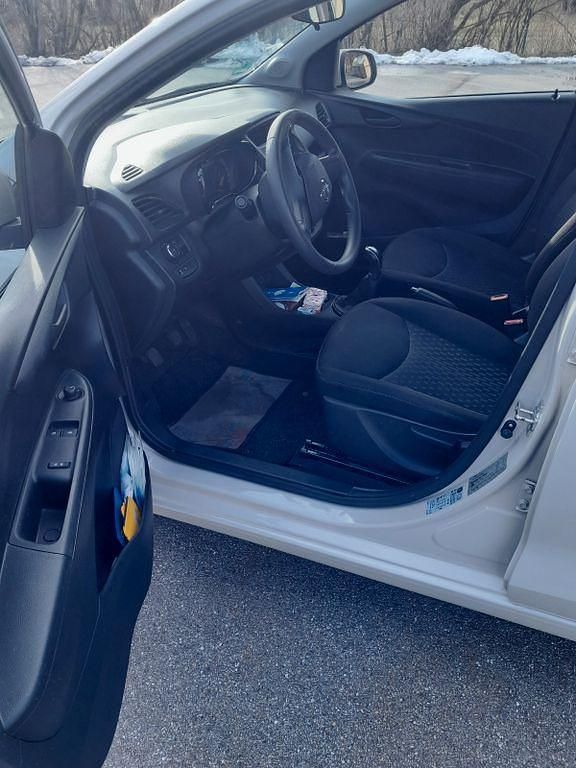 Gebraucht Opel Karl Edition 73 PS (53 kW) 2019 Beige Kleinwagen