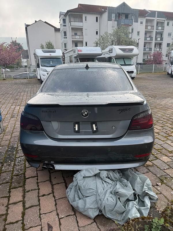 Second-hand BMW 525 180 CP (132 kW) 2004 Gri Berlinǎ