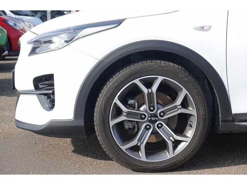 Gebraucht Kia XCeed Vision 160 PS (117 kW) 2022 Weiss SUV