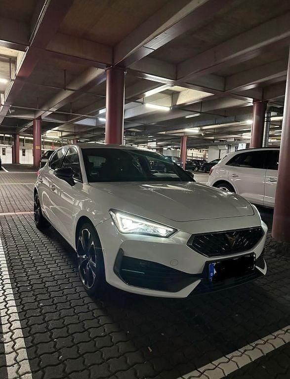 Gebraucht Cupra Leon 245 PS (180 kW) 2021 Weiß Limousine