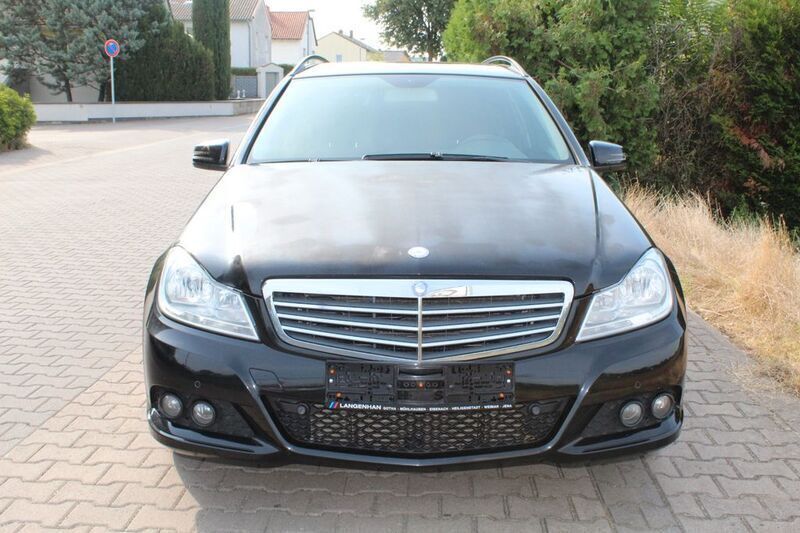 Gebraucht Mercedes C220 Avantgarde 170 PS (125 kW) 2011 Schwarz Kombi