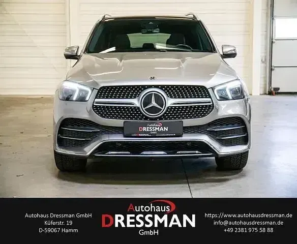 Gebraucht Mercedes GLE400 AMG line 330 PS (242 kW) 2019 Mojavesilber metalliclack SUV