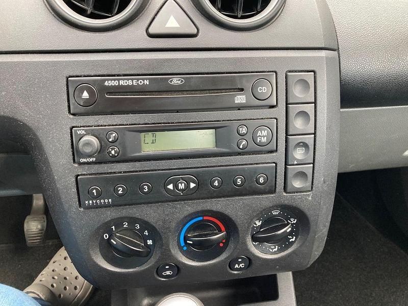 Gebraucht Ford Fiesta Viva 69 PS (50 kW) 2004 Schwarz Kleinwagen