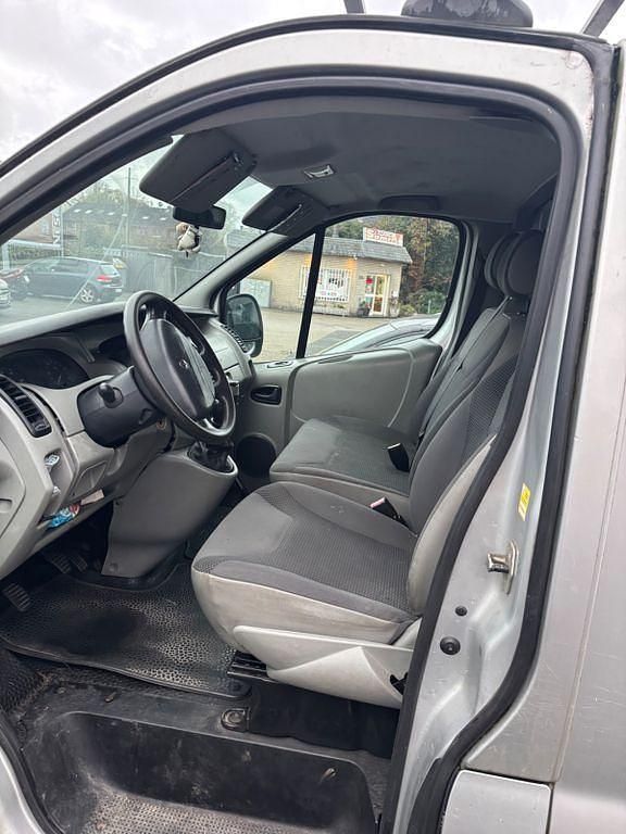 Silber Gebraucht 2009 Renault Trafic Van | 3.199 € (Superpreis) - Bild 1/4