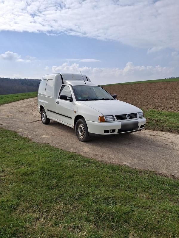 Second-hand VW Caddy 64 CP (47 kW) 2002 Alb Monovolum