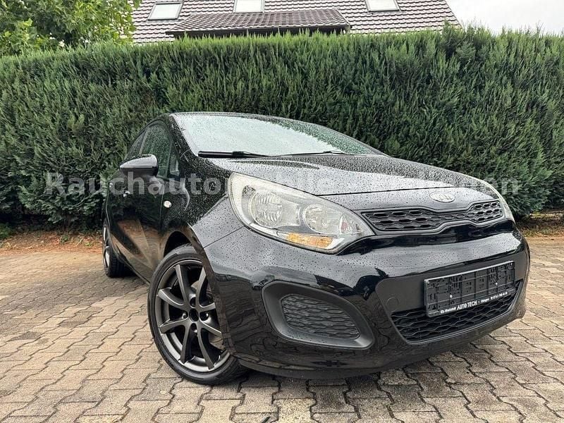 Schwarz Gebraucht 2012 Kia Rio Edition 7 Limousine | 5.499 € (Fairer Preis) - Bild 1/4