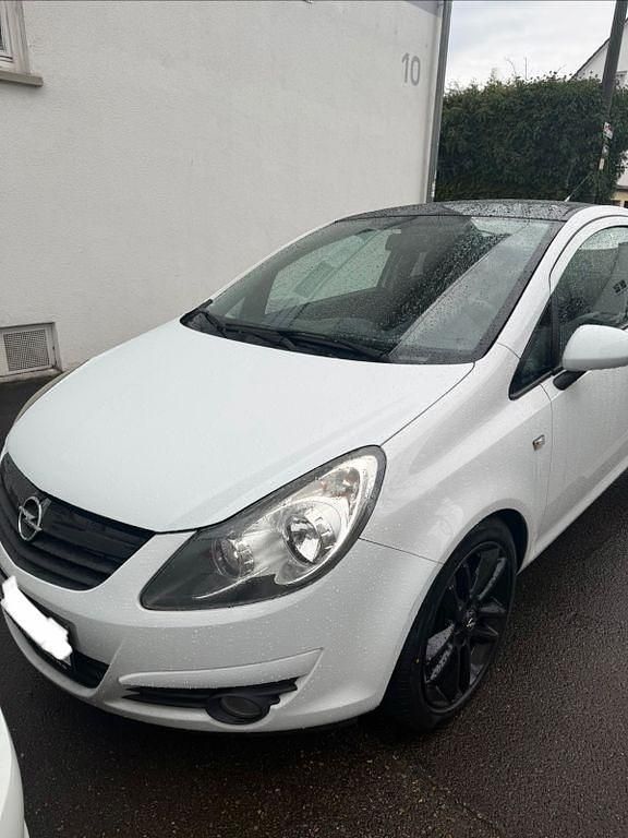 Gebraucht Opel Corsa 90 PS (66 kW) 2009 Weiß Limousine