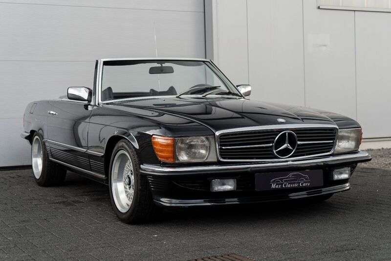 Schwarz Gebraucht 1974 Mercedes SL350 Cabrio | 25.990 € - Bild 1/4