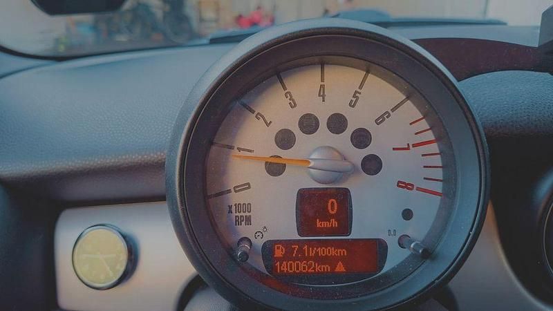 Gebraucht Mini One Cabriolet 98 PS (72 kW) 2012 Weiß Cabrio