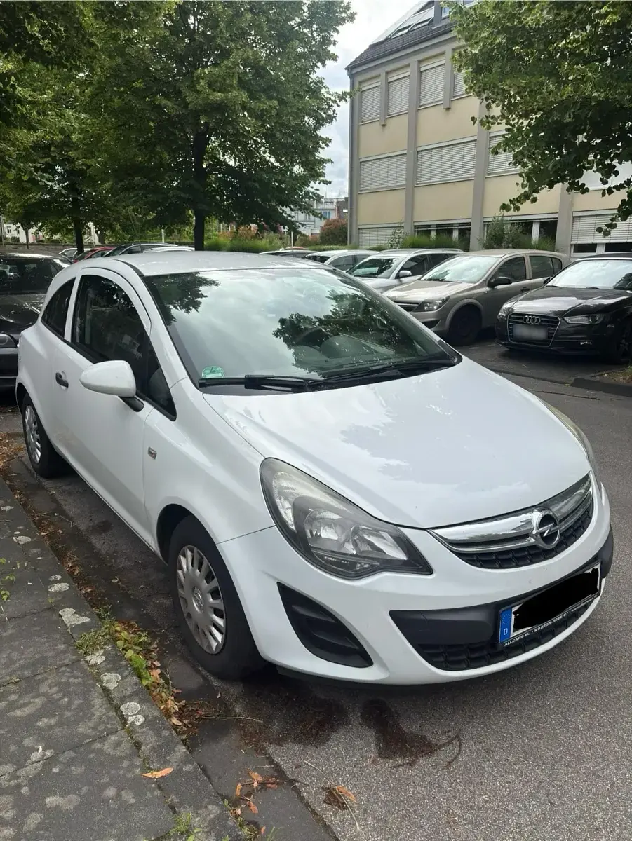 Gebraucht Opel Corsa 69 PS (50 kW) 2014 Weiß Kleinwagen