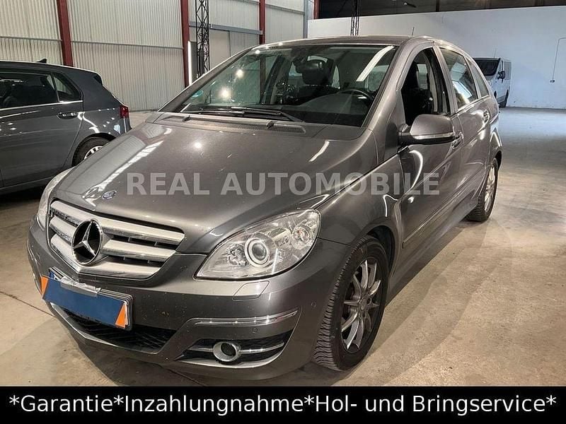 Gebraucht Mercedes B200 140 PS (102 kW) 2009 Grau Van / Kleinbus