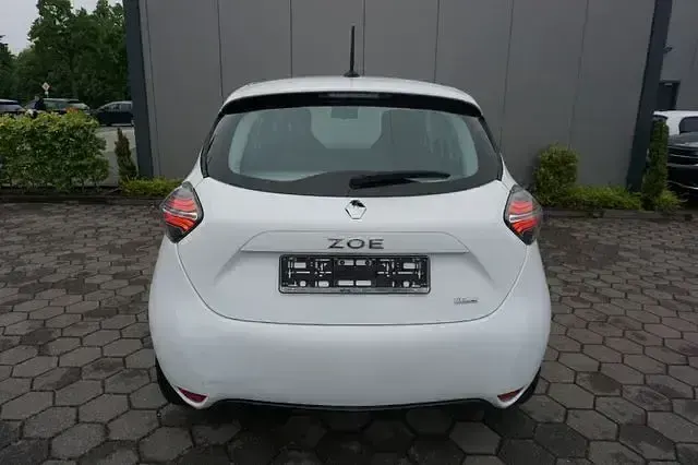 Usata Renault Zoe 80 kW (109 CV) 2020 Bianco Utilitaria