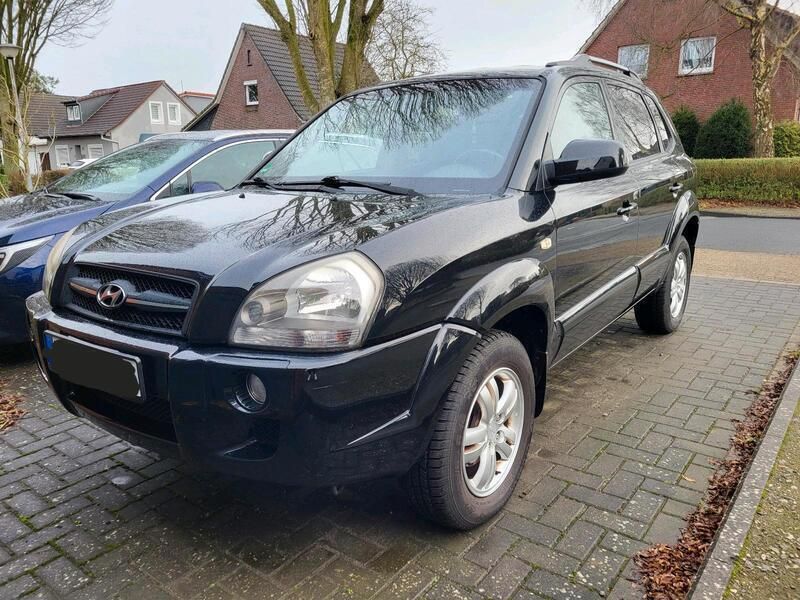 Schwarz Gebraucht 2008 Hyundai Tucson SUV | 4.500 € - Bild 1/4