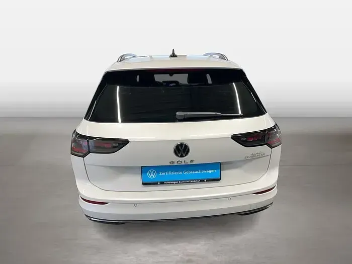 Gebraucht VW Golf VIII Goal 150 PS (110 kW) 2025 Oryxweiss perlmutteffekt Kombi