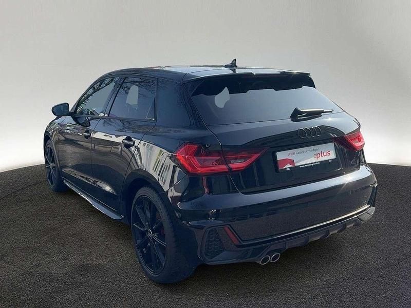 Gebraucht Audi A1 S-Line 207 PS (152 kW) 2022 Mythosschwarz metallic SUV