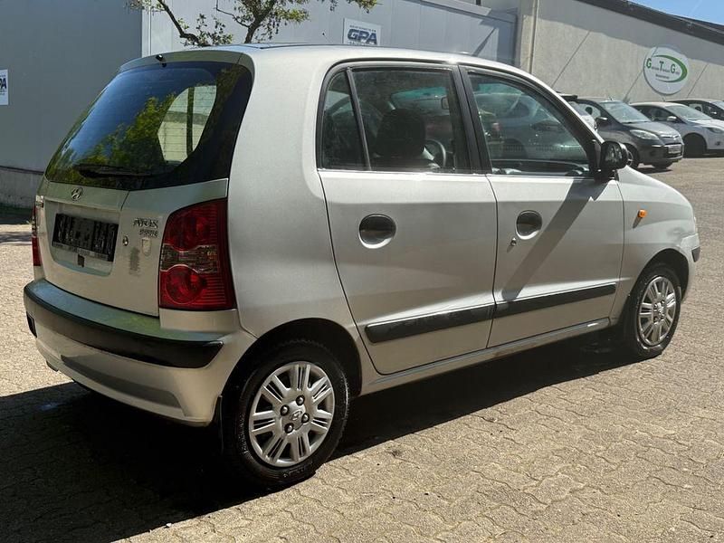 Gebraucht Hyundai Atos 63 PS (46 kW) 2006 Silber Kleinwagen