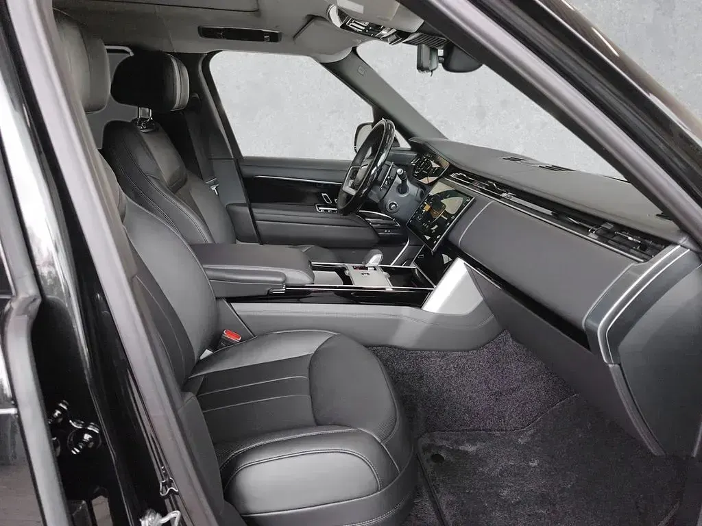 Gebraucht Land Rover Range Rover Autobiography 551 PS (405 kW) 2026 Schwarz SUV